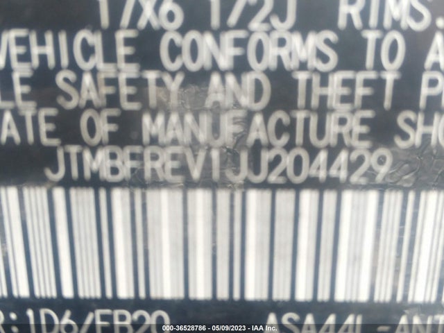Toyota RAV4 LE 2018 JTMBFREV1JJ204429 Image 10