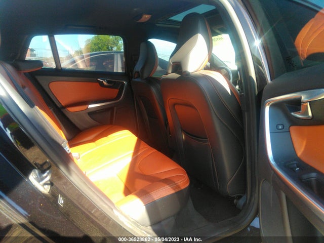 2015 Volvo V60, VIN: YV126MEB3F1188633