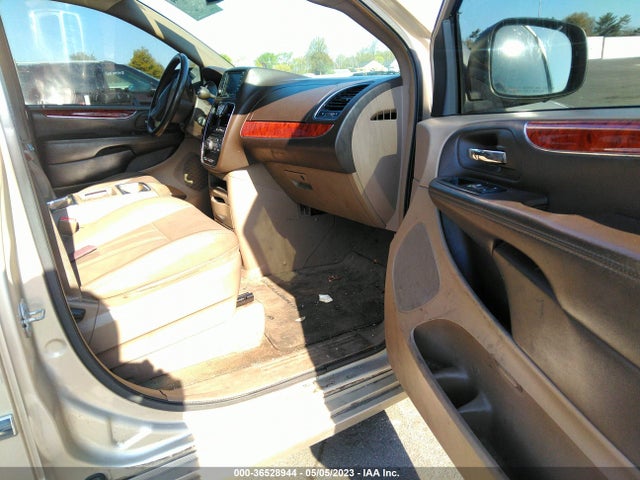 2C4RC1BG8FR620446 Chrysler Town & Country Touring
