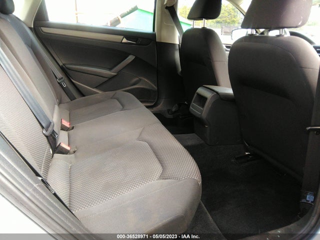 2013 VOLKSWAGEN PASSAT S VIN: 1VWAP7A33DC120572