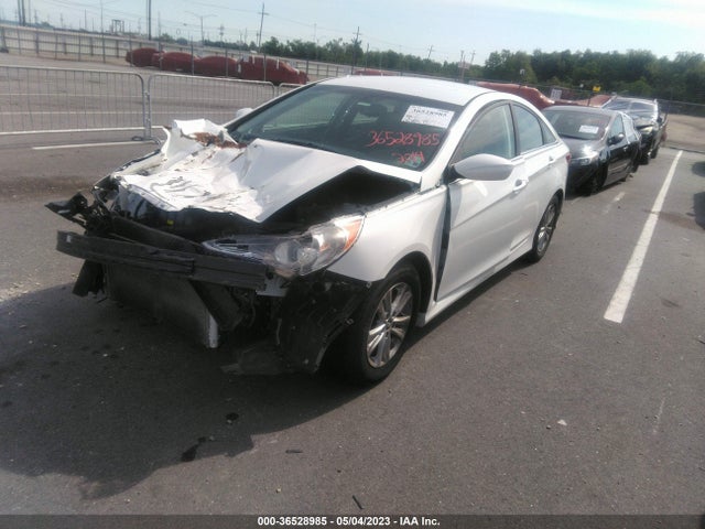 Hyundai SONATA GLS 2014 5NPEB4AC5EH906414 Image 2