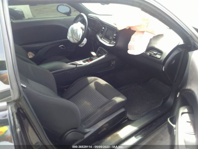 2C3CDZAG6JH110747 Dodge Challenger Sxt