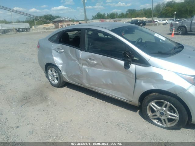 3FADP4BJ1HM161448 Ford FIESTA SE