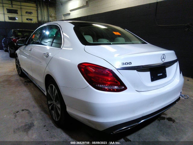 2017 MERCEDES-BENZ C-CLASS C 300 VIN: 55SWF4KB3HU180536