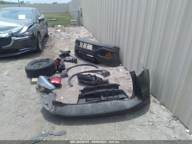 1FMCU0F76KUB00455 Ford ESCAPE S