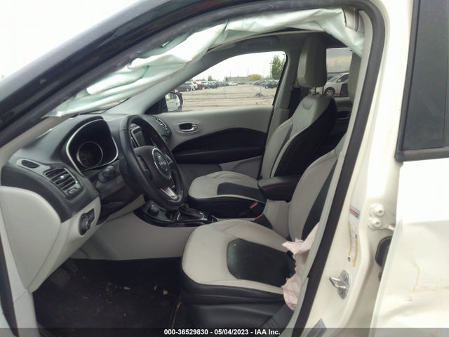 3C4NJDCB2JT146699 Jeep Compass Limited