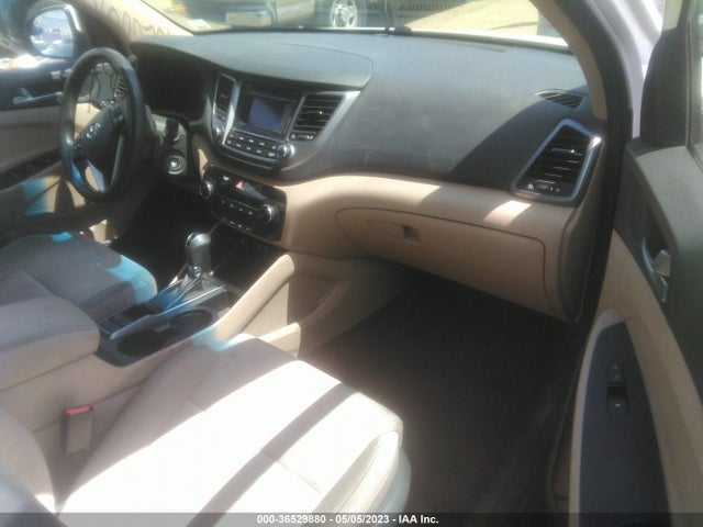 Hyundai TUCSON SE 2017 KM8J23A4XHU512687 Image 5