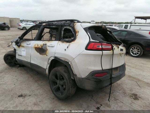 1C4PJLCB3JD543055 Jeep Cherokee Latitude
