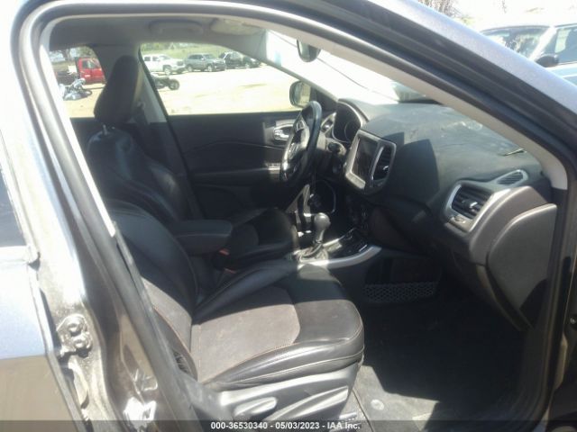 3C4NJDBB4JT231819 Jeep Compass Latitude