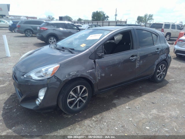 Toyota Prius C One/two/three/four 2016 JTDKDTB32G1120960 Image 2