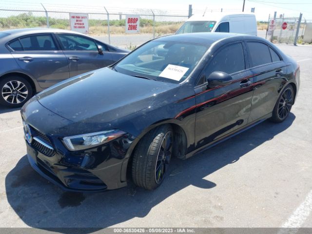 WDD3G4EB4KW010661 Mercedes-Benz A-class A 220