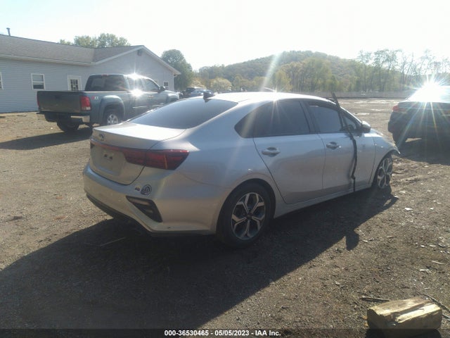 2019 KIA FORTE LXS VIN: 3KPF24AD7KE120708