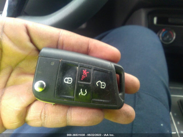 3VV1B7AX3KM175394 Volkswagen TIGUAN S