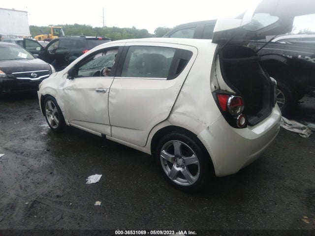 Chevrolet Sonic Ltz Auto 2015 1G1JE6SB8F4176151 Image 3