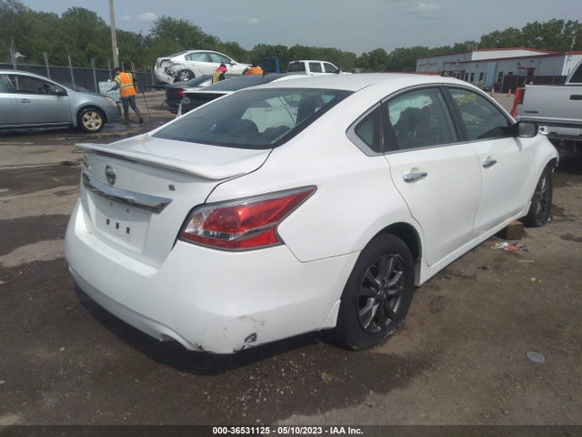 Nissan Altima 2.5 S 2015 1N4AL3AP0FC251543 Image 6