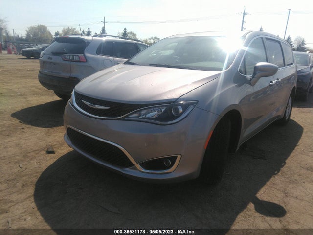 2C4RC1FG6LR281451 Chrysler Pacifica Touring