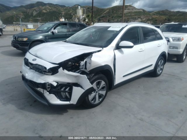 KNDCB3LC1M5471808 KIA NIRO LX