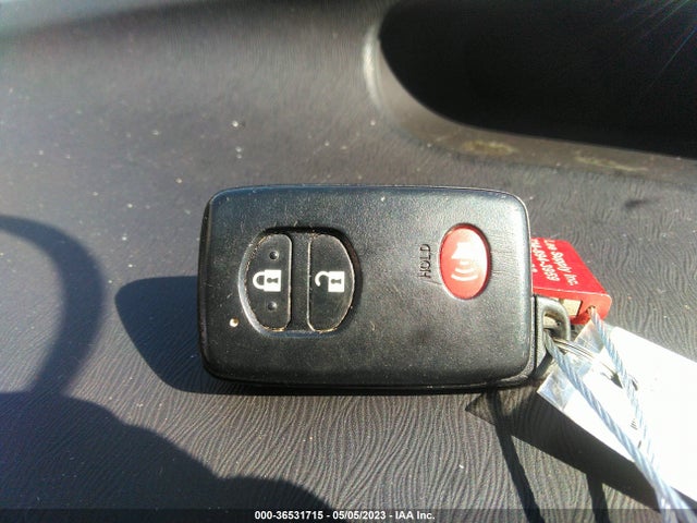 Toyota Prius Four/five/three/one/two 2014 JTDKN3DU2E0366137 Image 3