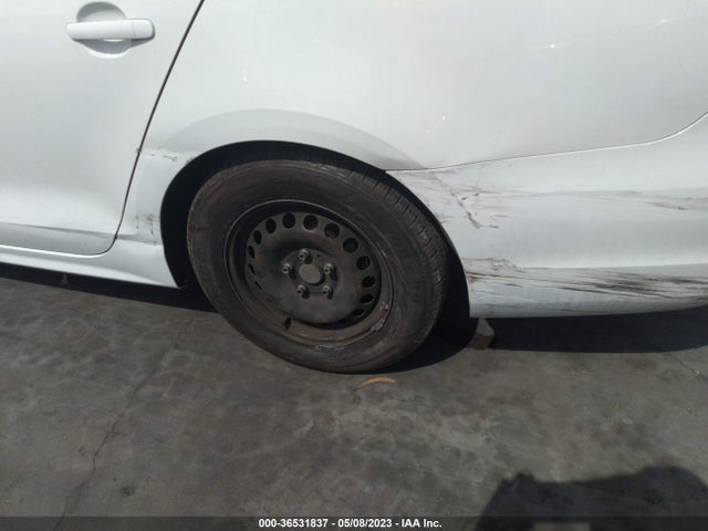 3VW2K7AJ1EM416143 Volkswagen Jetta Sedan S