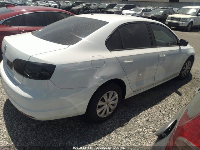 3VW2K7AJ1EM416143 Volkswagen Jetta Sedan S