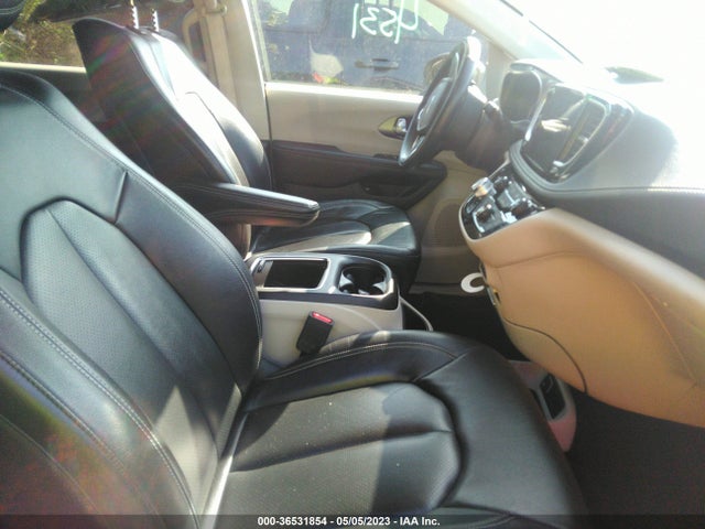2022 Chrysler Pacifica Hybrid, VIN: 2C4RC1L73NR121082
