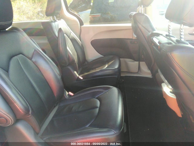 2022 Chrysler Pacifica Hybrid, VIN: 2C4RC1L73NR121082