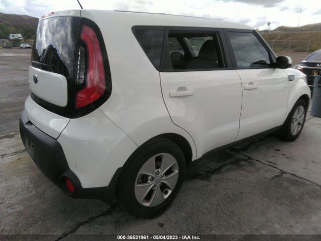 KNDJN2A21G7258904 KIA Soul Base