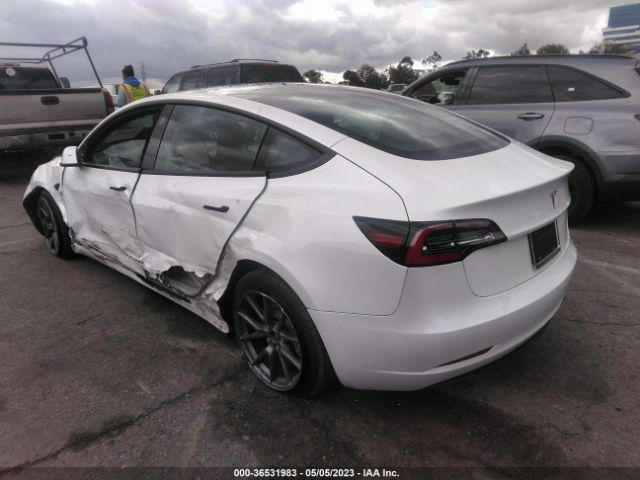5YJ3E1EA7NF314677 Tesla MODEL 3