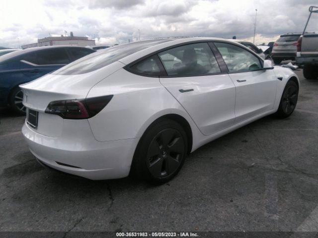 5YJ3E1EA7NF314677 Tesla MODEL 3