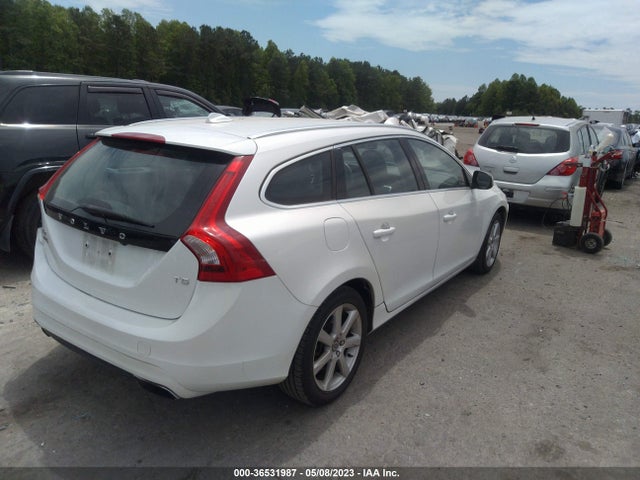 2017 Volvo V60, VIN: YV140MEK2H1372944