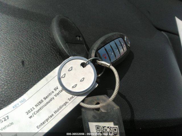 3N1AB8CV0MY225487 Nissan SENTRA SV