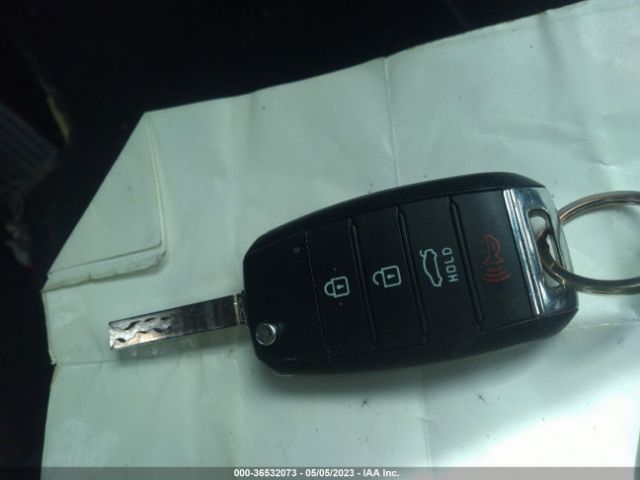 5XXGT4L37HG170398 KIA Optima Lx