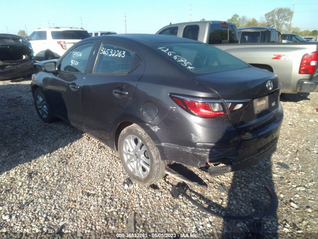 2016 SCION IA VIN: 3MYDLBZV8GY126675