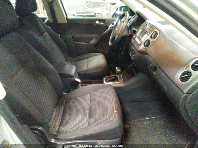 2009 VOLKSWAGEN TIGUAN S/SE/SEL/SE W/LEATHER VIN: WVGAV75N59W503760