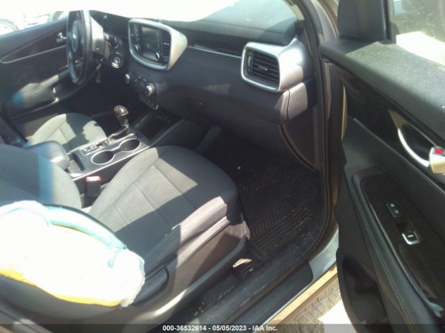 5XYPG4A56HG187620 KIA Sorento Lx V6