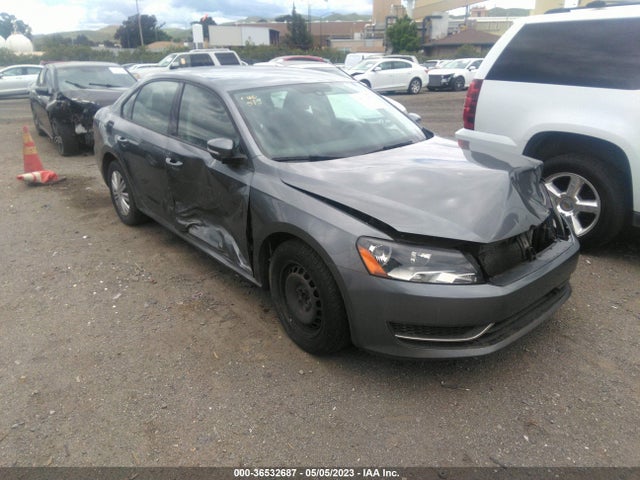 2015 1VWAT7A39FC072459 main image