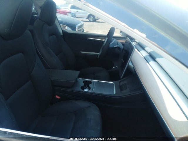 Tesla Model Y Long Range 2023 7SAYGDEE1PA073853 Image 5
