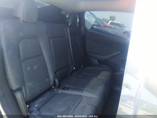 Tesla Model Y Long Range 2023 7SAYGDEE1PA073853 Image 8