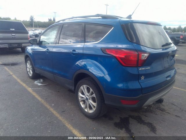 1FMCU9GD4KUB28909 Ford ESCAPE SE