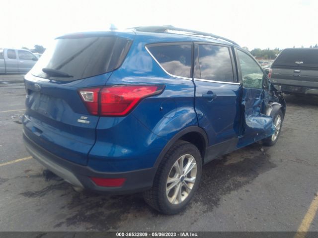 1FMCU9GD4KUB28909 Ford ESCAPE SE