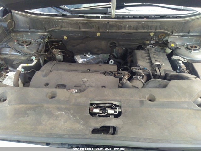 JA4AP3AU0HZ013948 Mitsubishi Outlander Sport 2.0