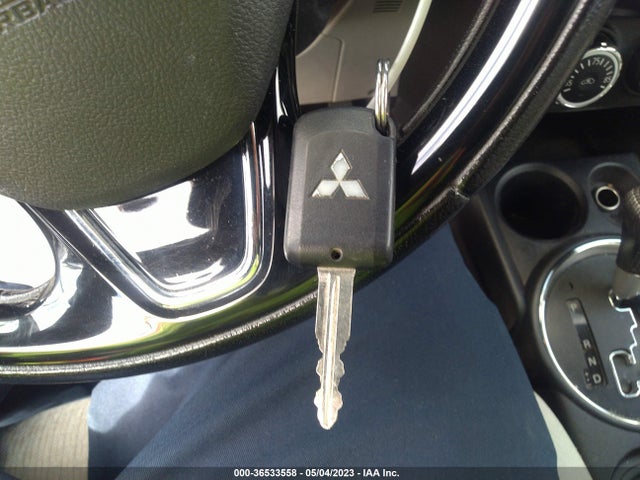 JA4AP3AU0HZ013948 Mitsubishi Outlander Sport 2.0
