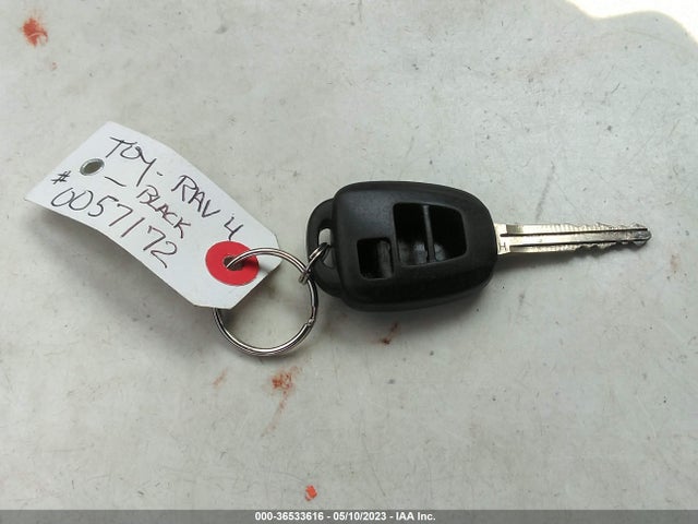 2018 TOYOTA RAV4 LE VIN: 2T3BFREV9JW757332