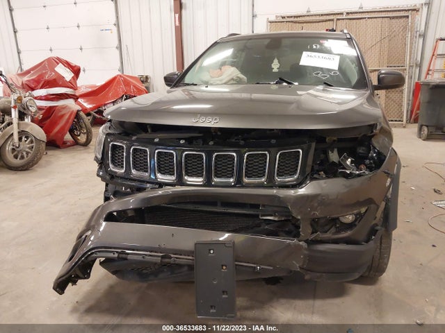 Jeep Compass Latitude 4x4 2018 3C4NJDBB8JT179210 Image 12