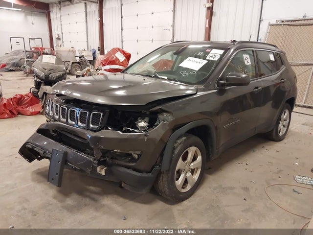 Jeep Compass Latitude 4x4 2018 3C4NJDBB8JT179210 Image 2