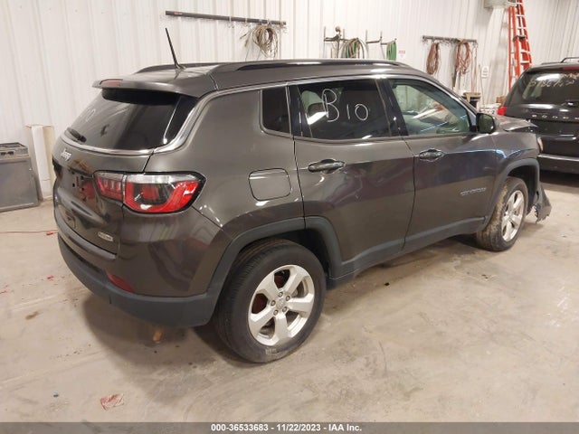 Jeep Compass Latitude 4x4 2018 3C4NJDBB8JT179210 Image 4