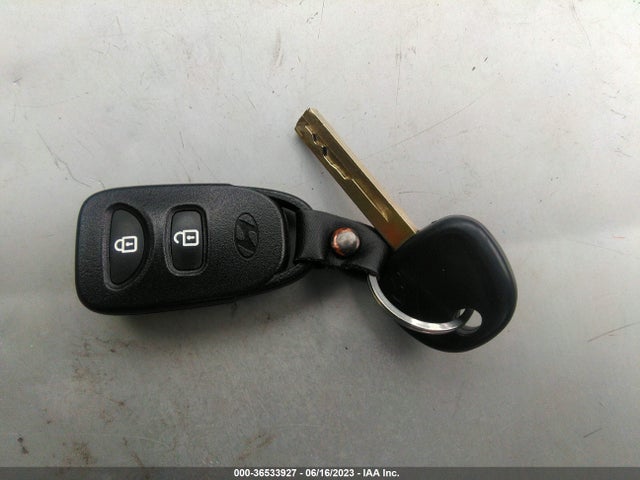 Hyundai ACCENT SE 2017 KMHCT5AE5HU337890 Image 3