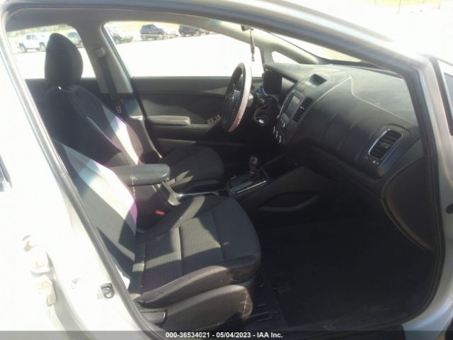 3KPFL4A75JE241341 KIA FORTE LX