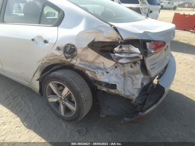 3KPFL4A75JE241341 KIA FORTE LX