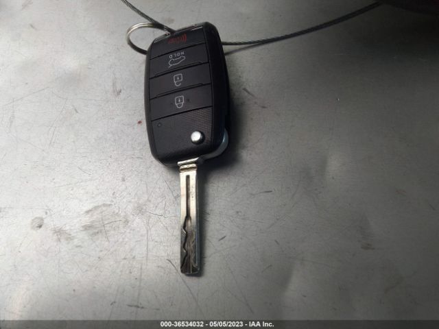 KNDJX3A51F7778657 KIA Soul !